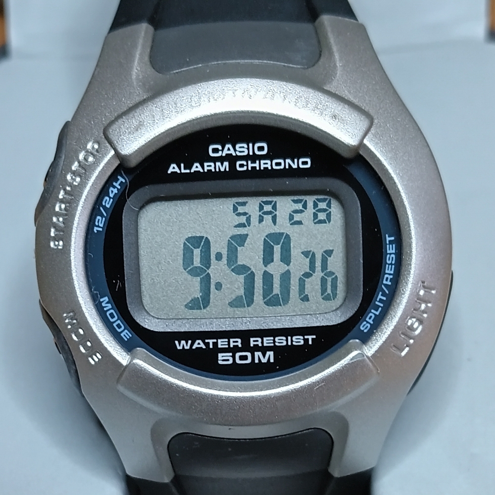 X Casio Alarm Chrono Illuminator 39mm silver case, black wrist band Illumina